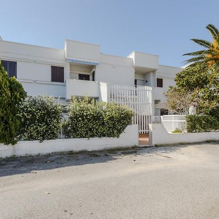 Elisa Apartment By Rentbeat Ostuni Exterior photo